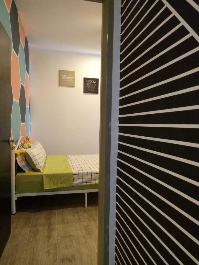 Icolor Home & Stay Ch5 ตานาห์ราตา ภายนอก รูปภาพ