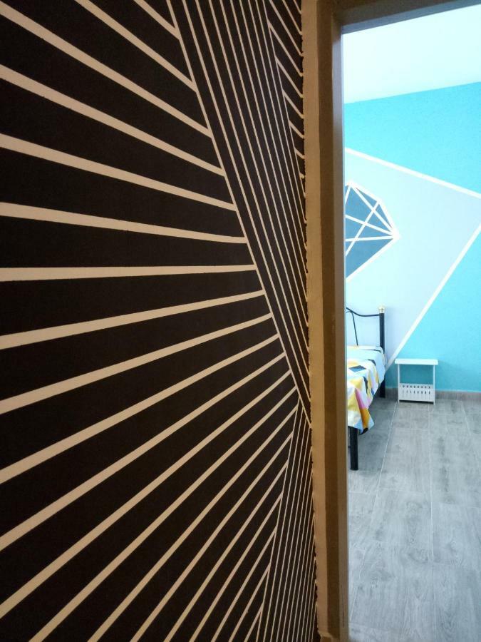 Icolor Home & Stay Ch5 ตานาห์ราตา ภายนอก รูปภาพ