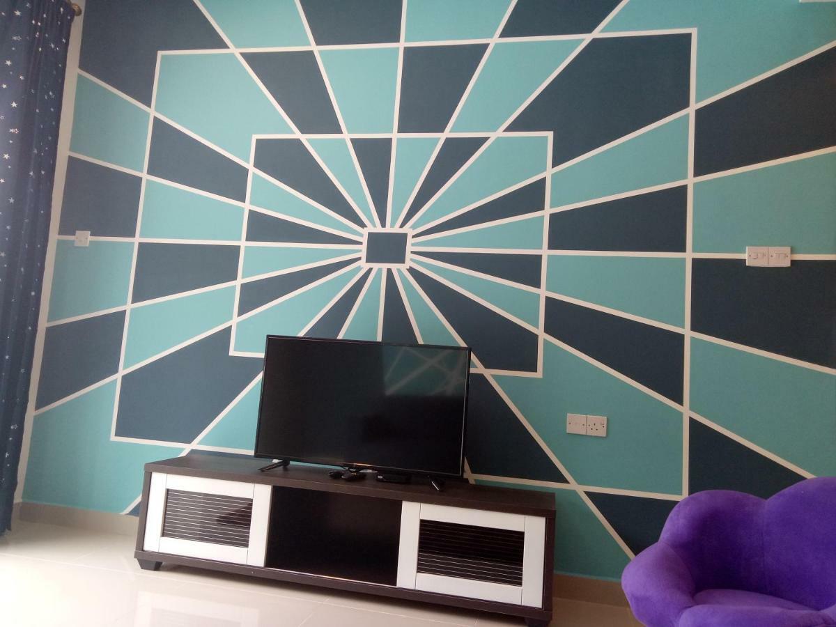 Icolor Home & Stay Ch5 ตานาห์ราตา ภายนอก รูปภาพ
