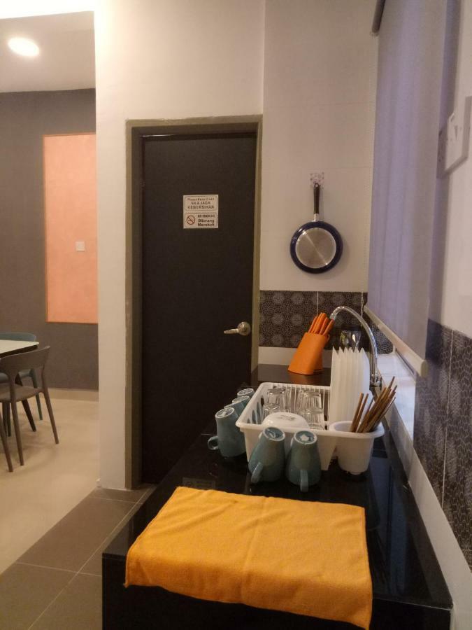 Icolor Home & Stay Ch5 ตานาห์ราตา ภายนอก รูปภาพ