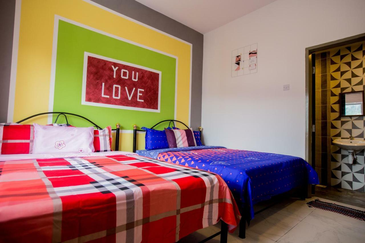 Icolor Home & Stay Ch5 ตานาห์ราตา ภายนอก รูปภาพ