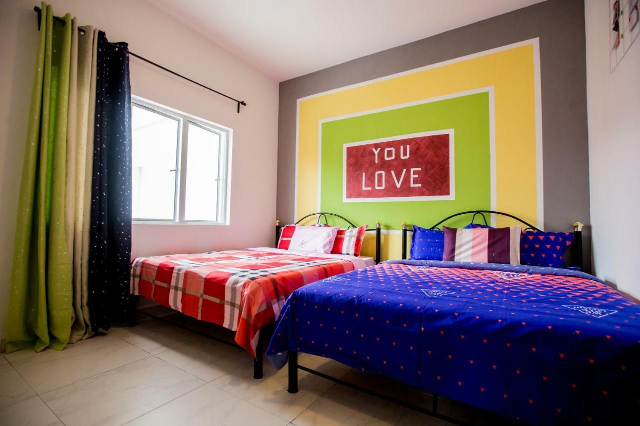 Icolor Home & Stay Ch5 ตานาห์ราตา ภายนอก รูปภาพ