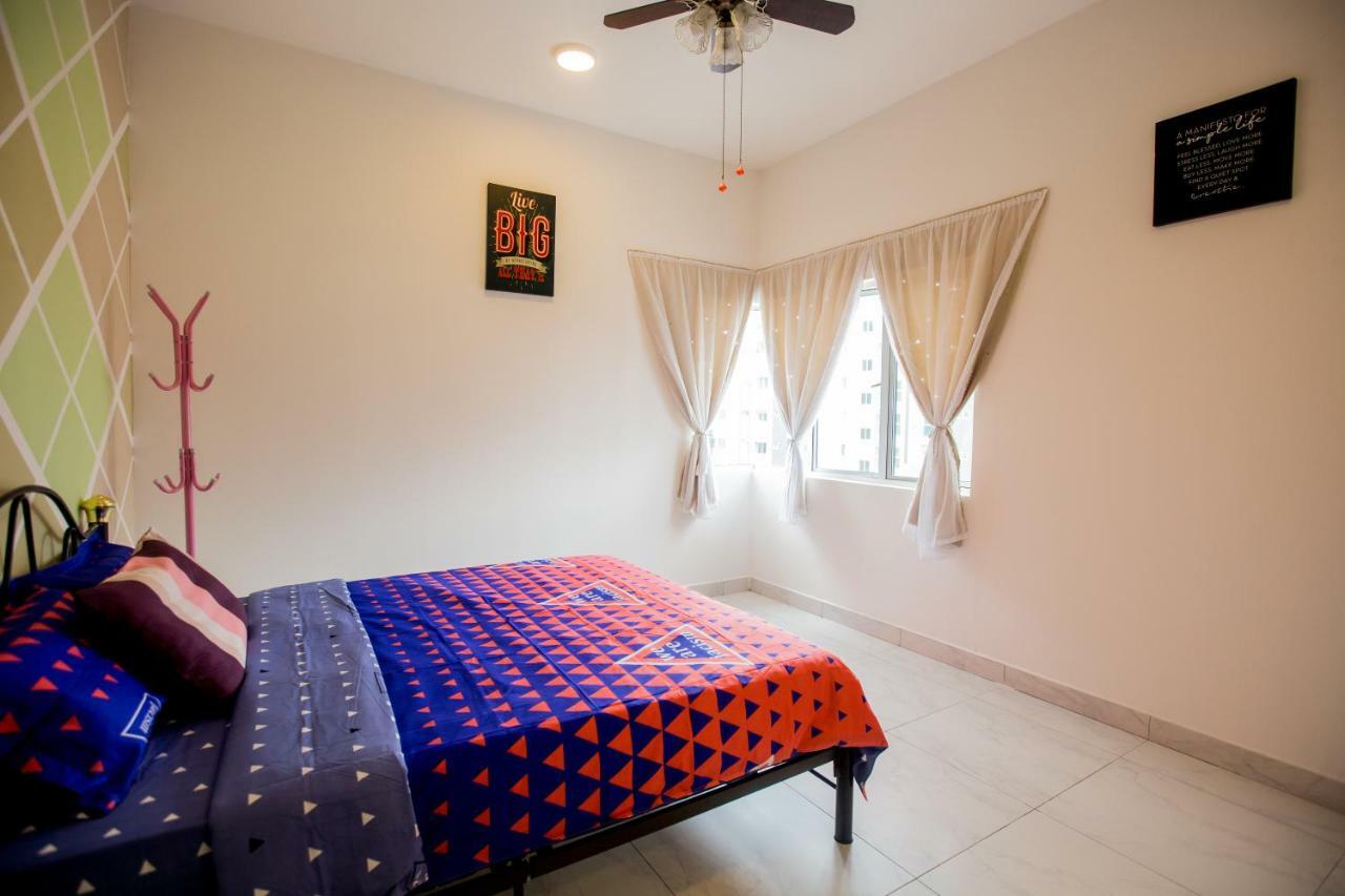 Icolor Home & Stay Ch5 ตานาห์ราตา ภายนอก รูปภาพ